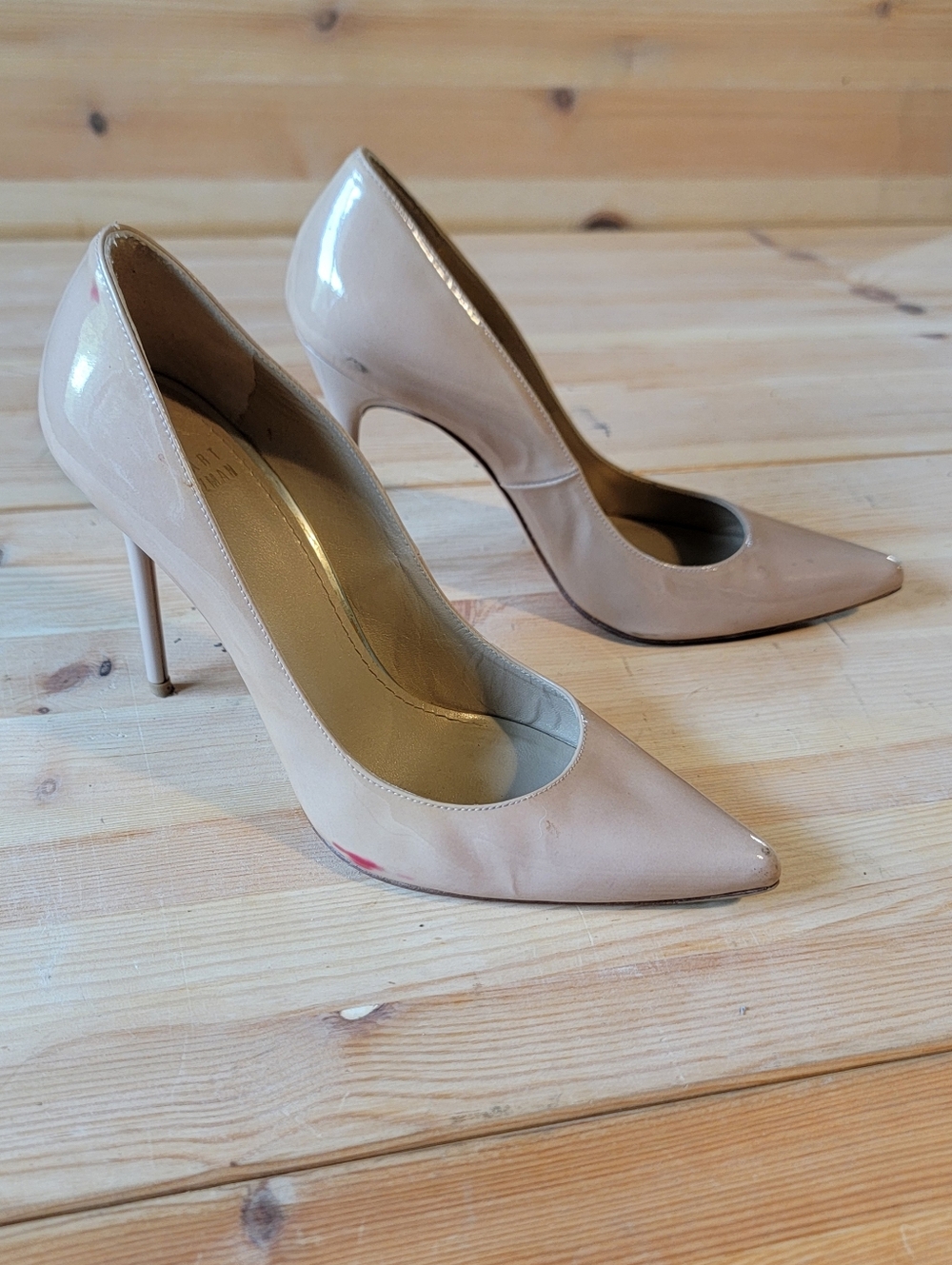 Stuart Weitzman Blush Patent Leather Pointed-Toe Stiletto Pumps 6 1/2 - Picture 2 of 8